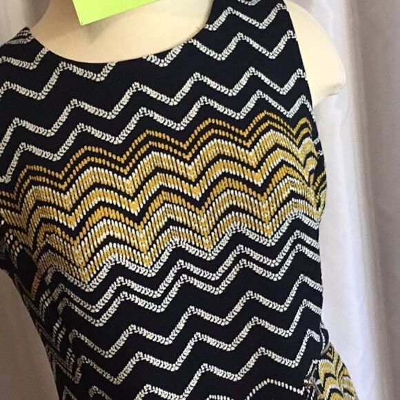 Navy blue sleeveless dress with gold & white zig zag pattern in size 10 - Picture 6 of 12